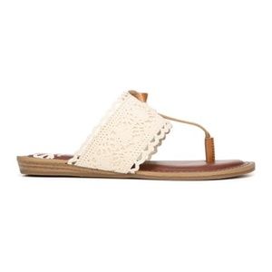 Fergie Cream Stella Flat Sandal